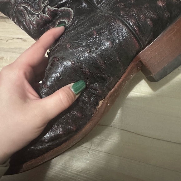 Black Western Cowboy Boots with Embroidered Design - Picture 5 of 5